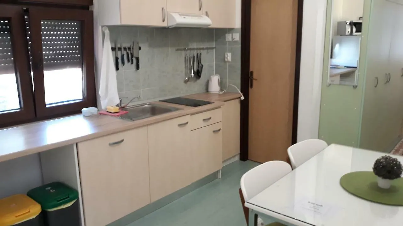 Apartments Marica Trogir 0*,